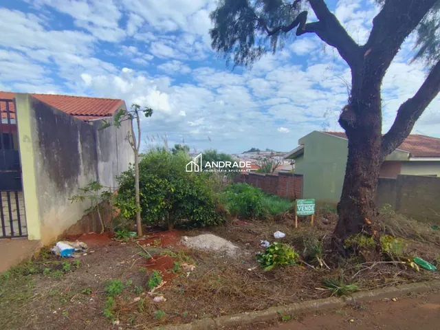 Terreno com 275m², à venda, no bairro Residencial Interlagos em Apucarana