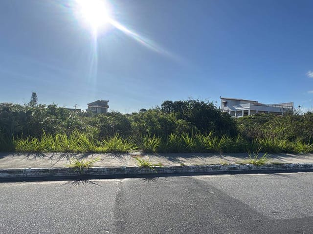 Terreno com 600m², à venda, no bairro Jardim Atlântico Leste (Itaipuaçu) em Maricá