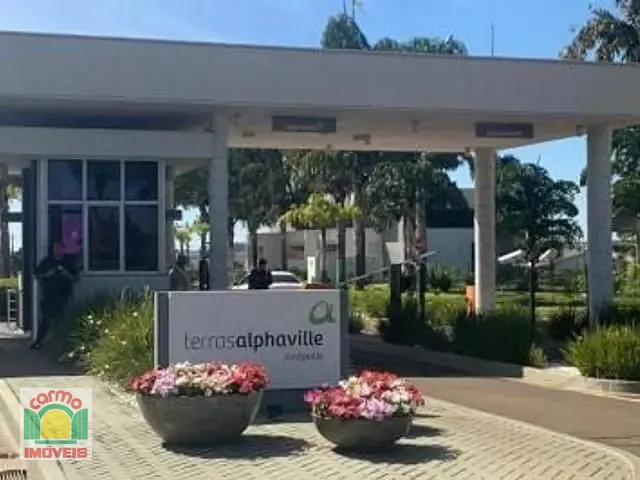 Terreno com 360m², à venda, no bairro CONDOMÍNIO TERRAS ALPHAVILLE ANÁPOLIS em Anápolis
