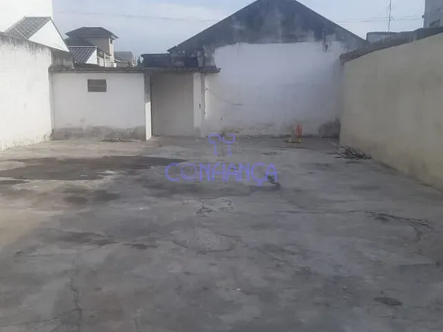 Terreno com 220m², para alugar, no bairro Campo Grande em Rio de Janeiro