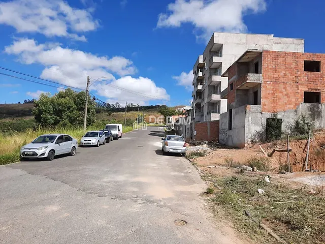 Terreno com 767m², à venda, no bairro Jardim Vitória em Poços de Caldas