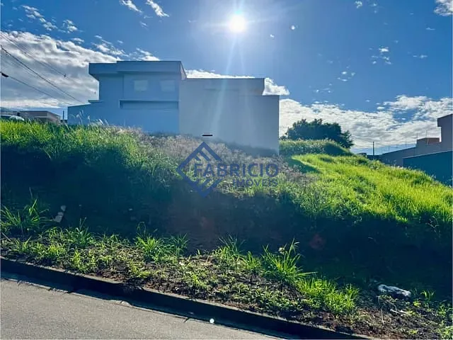 Terreno com 250m², à venda, no bairro Jardim Elisa em Vinhedo