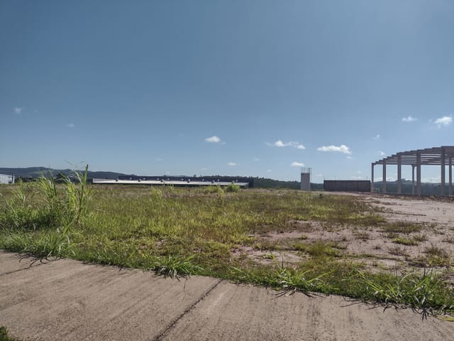 Terreno com 5184m², à venda, no bairro Leitão em Louveira