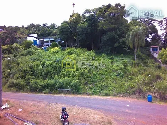 Terreno com 450m², à venda, no bairro Fragosos em Concórdia