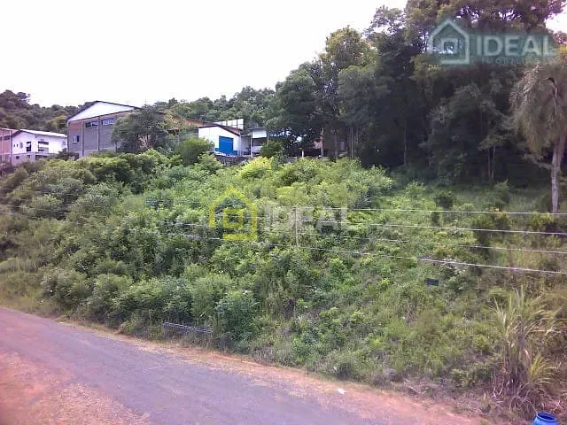 Terreno com 450m², à venda, no bairro Fragosos em Concórdia