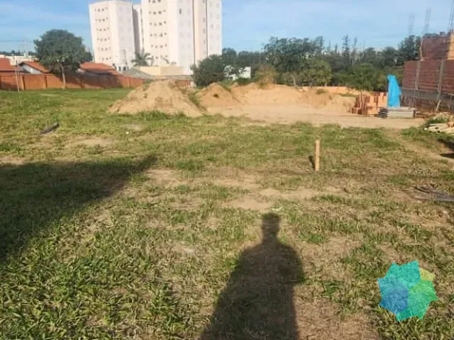 Terreno com 350m², à venda, no bairro Vila Nova em Salto