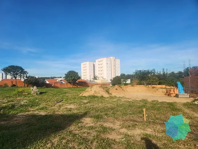 Terreno com 350m², à venda, no bairro Vila Nova em Salto