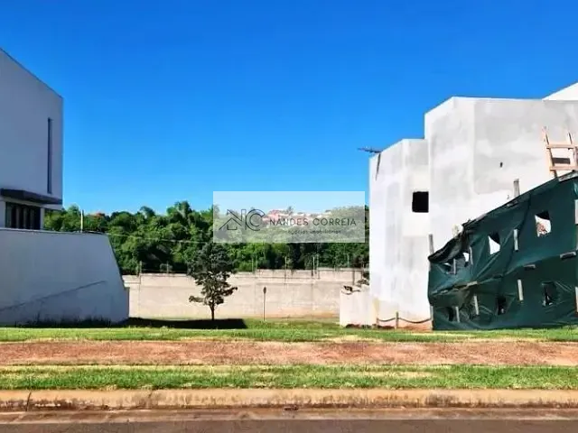 Terreno com 256m², à venda, no bairro Pqo Taua em Londrina