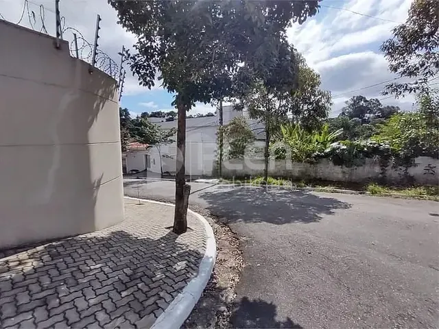 Terreno com 430m², à venda, no bairro Jardim Leonor Mendes de Barros em São Paulo