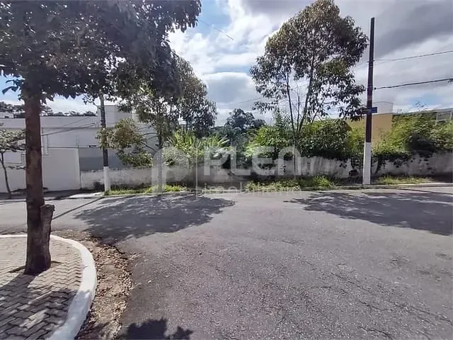 Terreno com 430m², à venda, no bairro Jardim Leonor Mendes de Barros em São Paulo