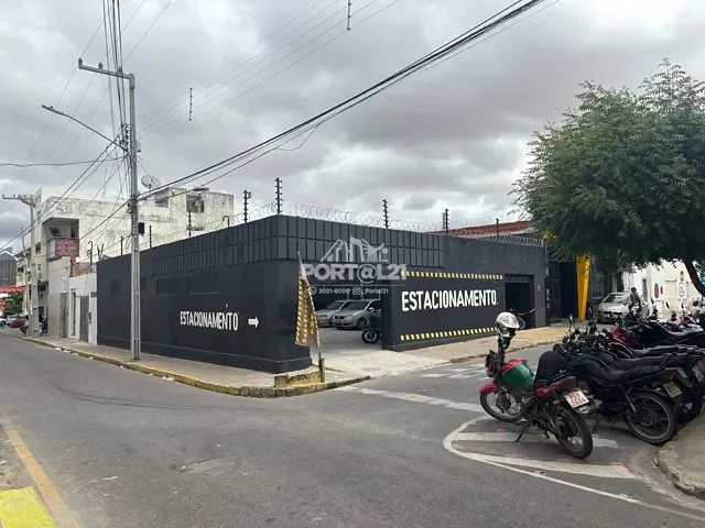 Terreno com 221m², à venda, no bairro Centro em Petrolina