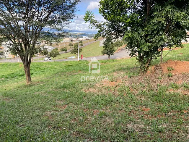 Terreno com 900m², à venda, no bairro Condominio Cataguá Way em Taubaté