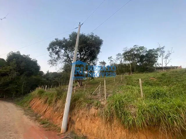 Terreno com 600m², à venda, no bairro Balneário Bambuí (Ponta Negra) em Maricá