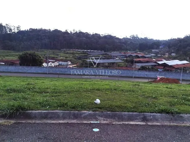 Terreno com 313m², à venda, no bairro Residencial Veneza I em Mogi das Cruzes