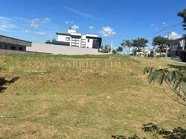 Terreno com 756m², à venda, no bairro Loteamento Residencial e Comercial Horto Florestal em Jundiaí
