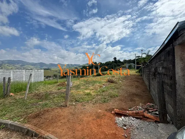 Terreno com 276m², à venda, no bairro Collen em Cambuí