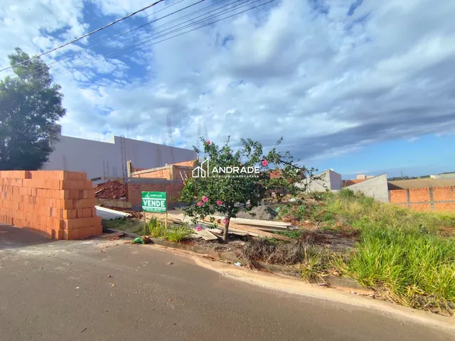 Terreno com 300m², à venda, no bairro Loteamento Residencial Veneza em Apucarana