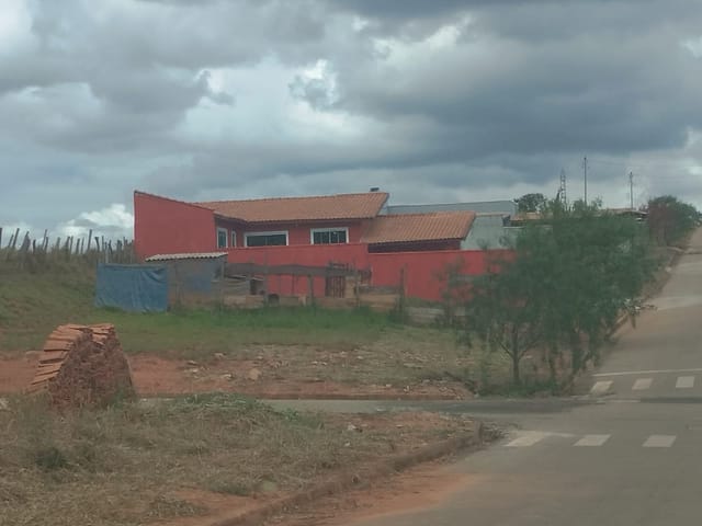 Terreno com 147m², à venda, no bairro Colina São São José em Congonhal