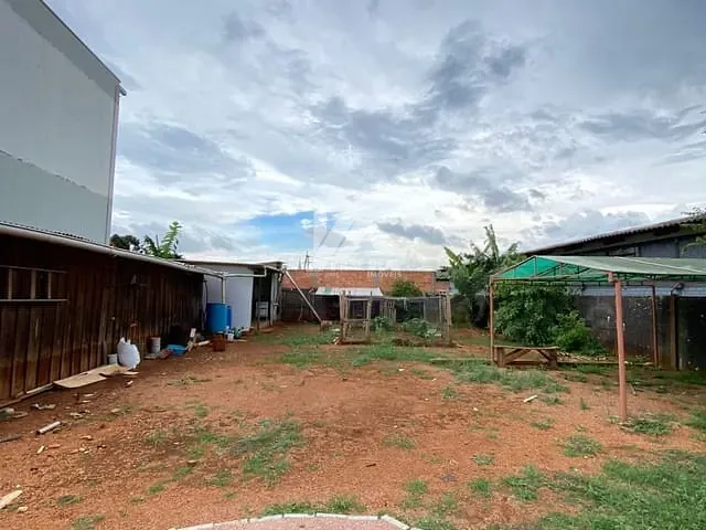 Terreno com 315m², à venda, no bairro Colonia Dona Luiza em Ponta Grossa