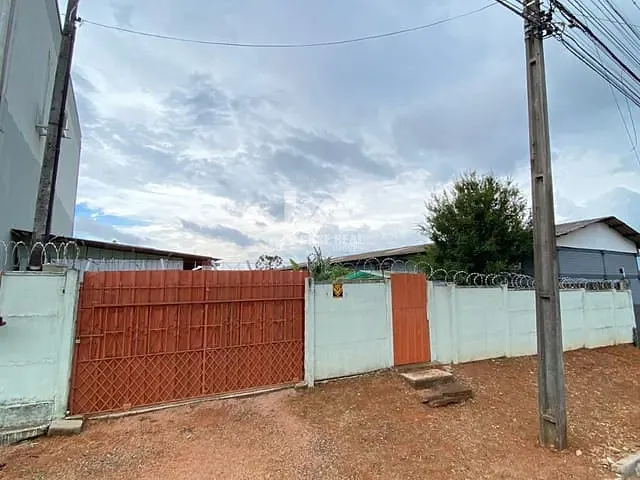Terreno com 315m², à venda, no bairro Colonia Dona Luiza em Ponta Grossa