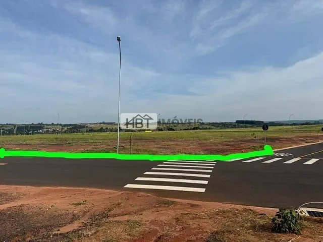 Terreno com 766m², à venda, no bairro Piratininga em Piratininga