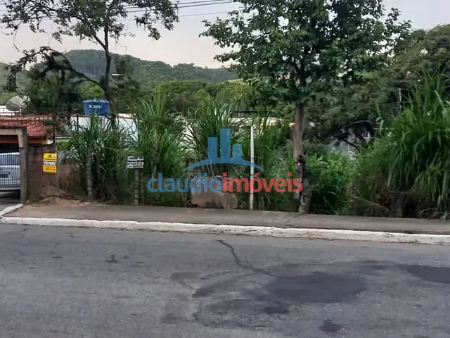Terreno à venda, no bairro Colônia Santo Antônio em Barra Mansa