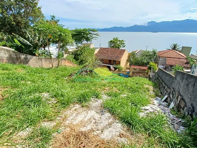 Terreno com 364m², à venda, no bairro Tapera em Florianópolis