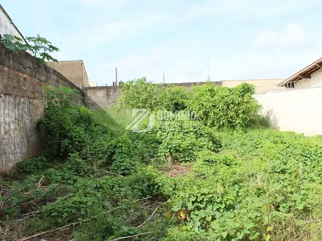 Terreno com 300m², à venda, no bairro Boa Vista em Uberaba