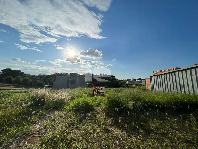 Terreno com 300m², à venda, no bairro Belmonte em Rolândia
