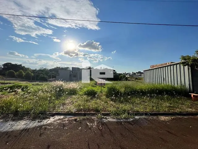 Terreno com 300m², à venda, no bairro Belmonte em Rolândia