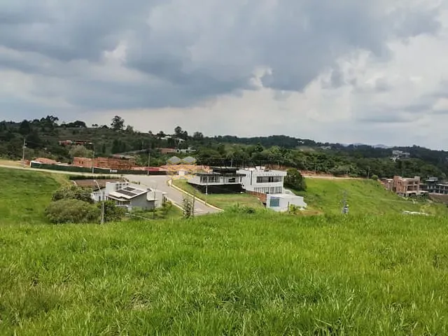 Terreno com 1000m², à venda, no bairro Caxambu em Jundiaí