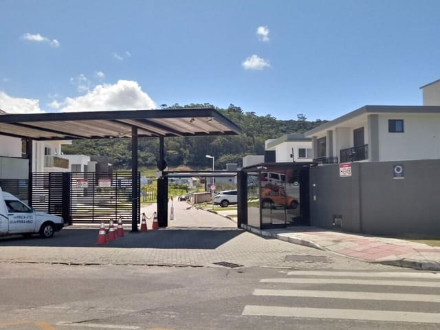 Terreno com 455m², à venda, no bairro Ingleses do Rio Vermelho em Florianópolis