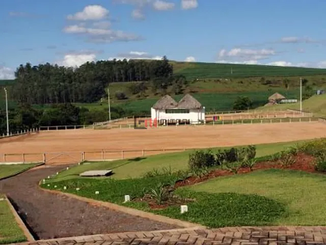 Terreno com 1500m², à venda, no bairro ecovillas do lago em Sertanópolis