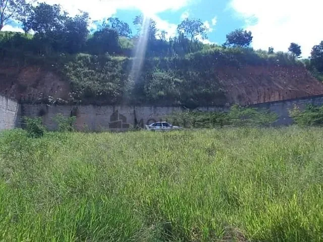 Terreno com 1200m², à venda, no bairro Piedade em Itajubá
