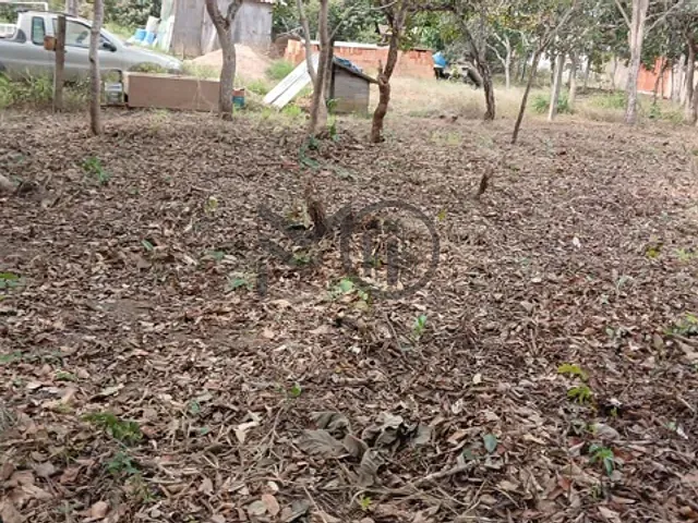 Terreno com 450m², à venda, no bairro Florada da Serra em Chapada Dos Guimarães