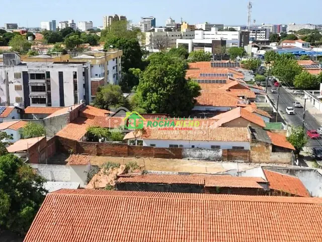 Terreno com 630m², à venda, no bairro Cabral em Teresina