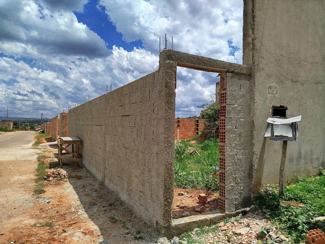 Terreno com 350m², à venda, no bairro Vale das Acácias em Santa Luzia