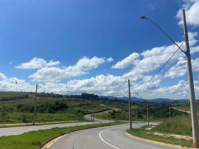 Terreno com 300m², à venda, no bairro Centro em Pouso Alegre