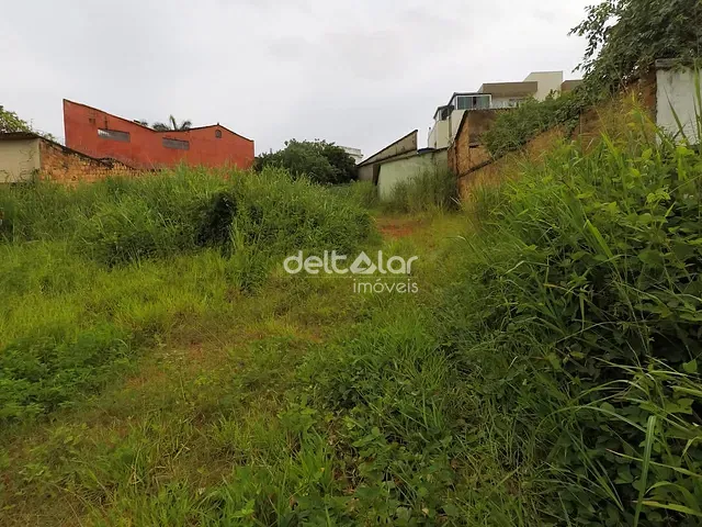Lote / Terreno Residencial com 870m², à venda, no bairro Planalto em Belo Horizonte