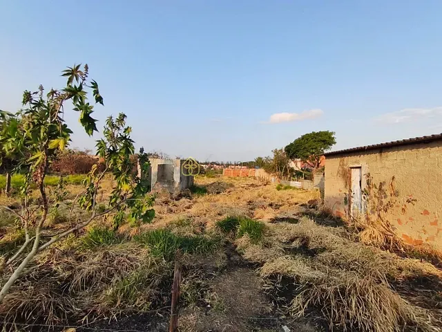 Terreno com 924m², à venda, no bairro Parque Mariana em Porto Real