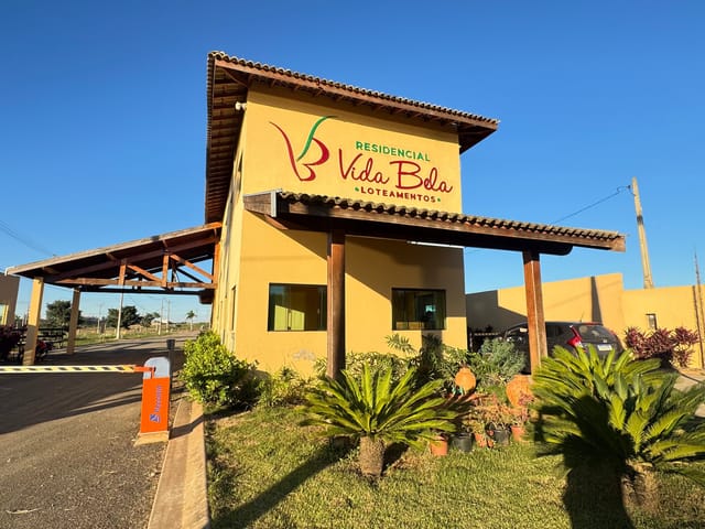 Terreno com 1045m², à venda, no bairro Área Rural de Quadra em Quadra