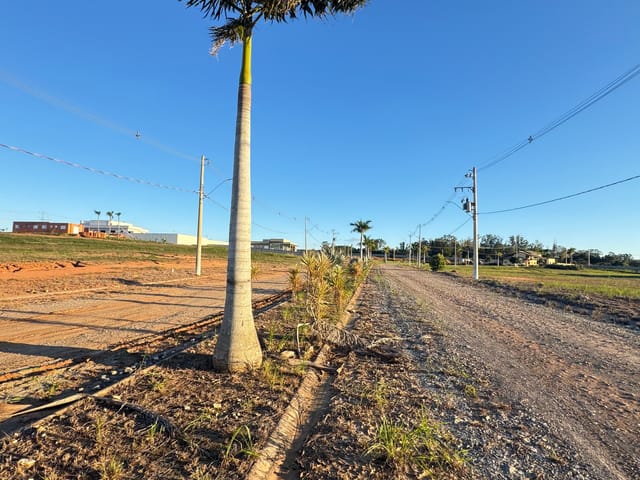 Terreno com 1045m², à venda, no bairro Área Rural de Quadra em Quadra
