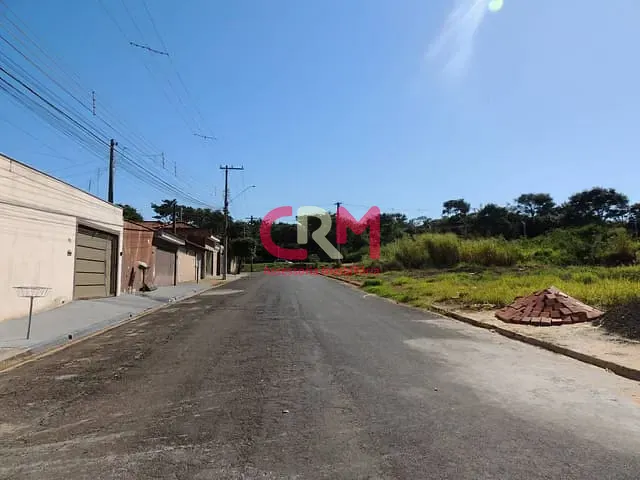 Terreno com 250m², à venda, no bairro Jardim Vale do Sol em Taquaritinga
