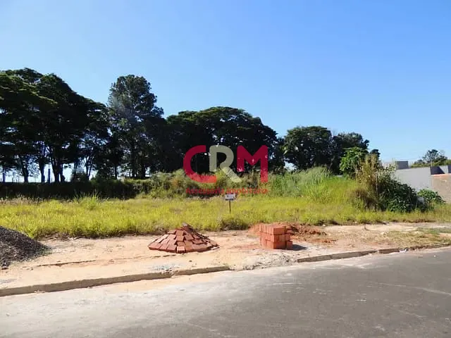 Terreno com 250m², à venda, no bairro Jardim Vale do Sol em Taquaritinga
