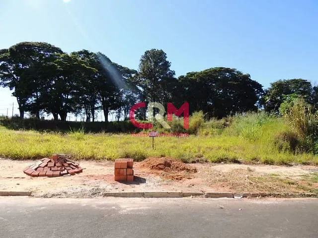 Terreno com 250m², à venda, no bairro Jardim Vale do Sol em Taquaritinga