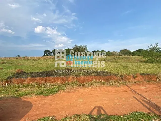 Terreno com 750m², à venda, no bairro Serrinha em GUAXUPÉ