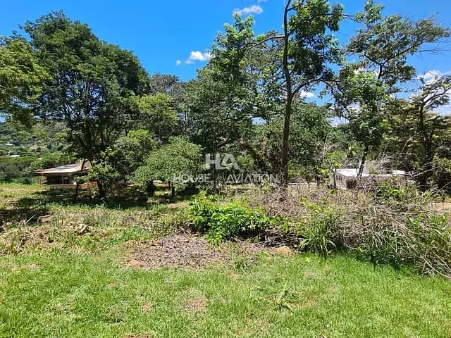 Terreno com 1980m², à venda, no bairro Residencial Aldeia do Vale em Goiânia