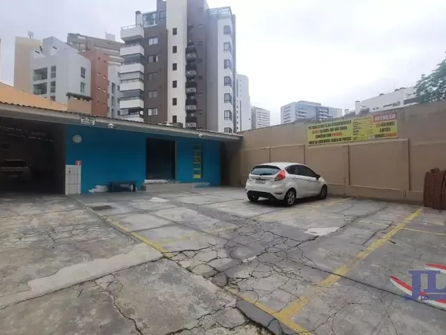 Terreno à venda, no bairro Alto da Glória em Curitiba