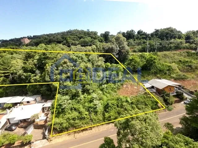 Terreno com 4000m², à venda, no bairro Parque de Exposições em Concórdia