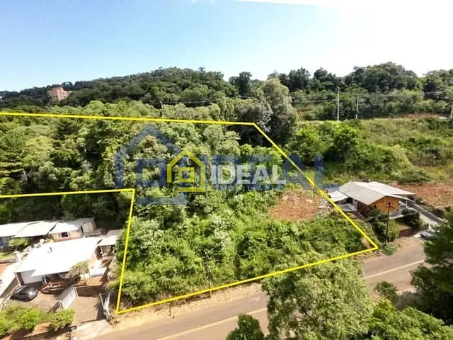 Terreno com 4000m², à venda, no bairro Parque de Exposições em Concórdia